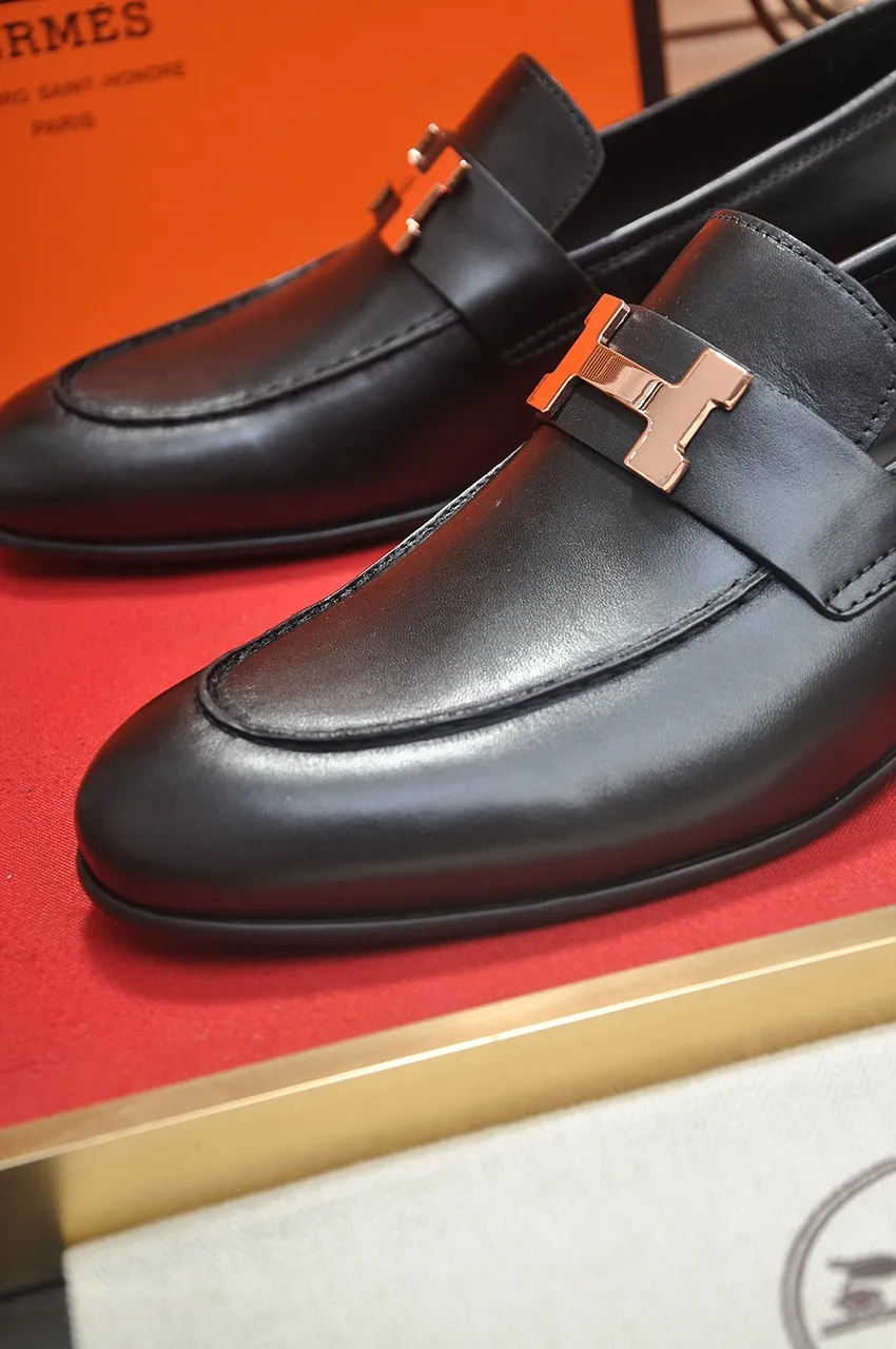 Men's shoes💰520💶[HERMES] (cowhide lining)🍀Italian top luxury🍀He does not pursue novel styles and gorgeous colors, but attracts the favor of successful men with his flawless, elegant and classic style. Formal leather shoes This very comfortable, simple and stable style allows you to easily match any style! The pattern is absolutely 1:1 refined from the original case, and we strive for excellence in materials, imported cowhide + cowhide lining💪💪💪extraordinary texture👍! .Code number: 38-45 (45 customized)